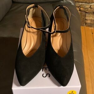 AEROSOLES Black suede Pointed-Toe Ankle Strap wedge heels